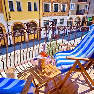  Apartament Hall Bliss - Premium Z Balkonem I Widokiem Na Ratusz Polska